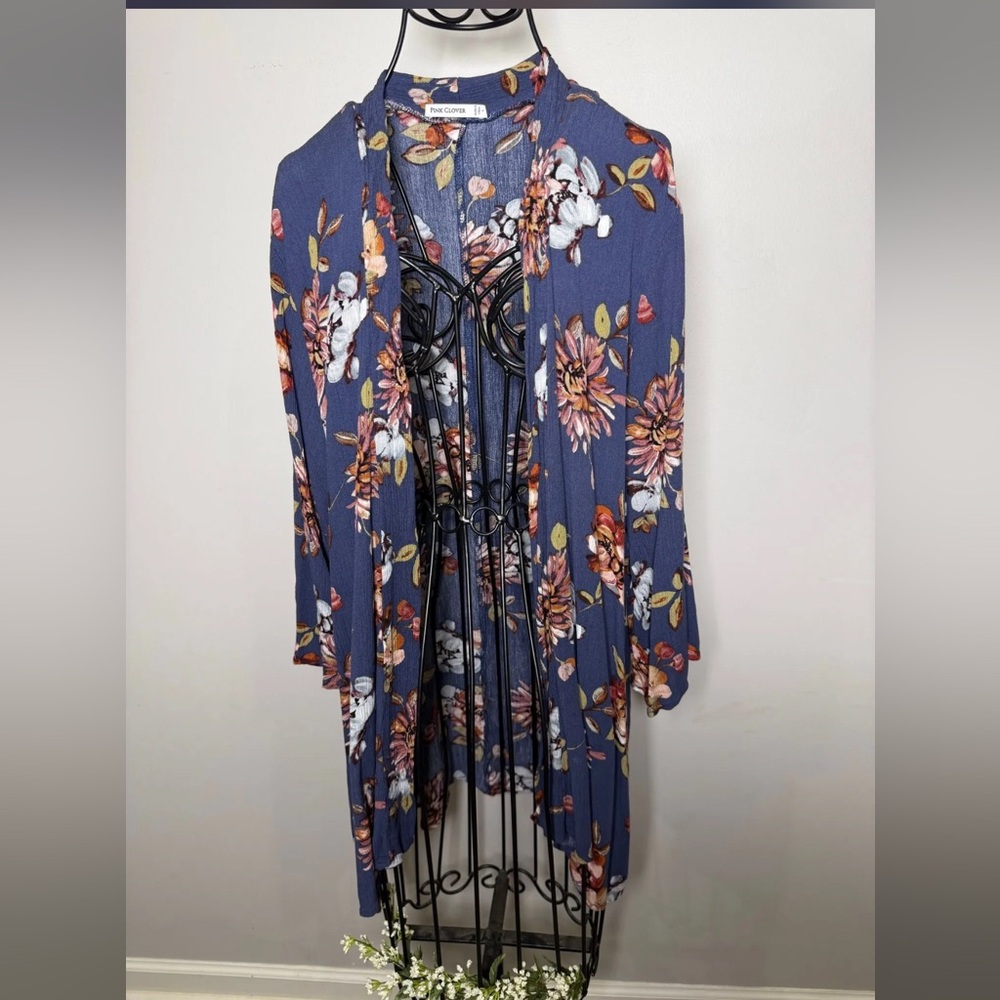 Pink Clover Floral Blue Cardigan Large